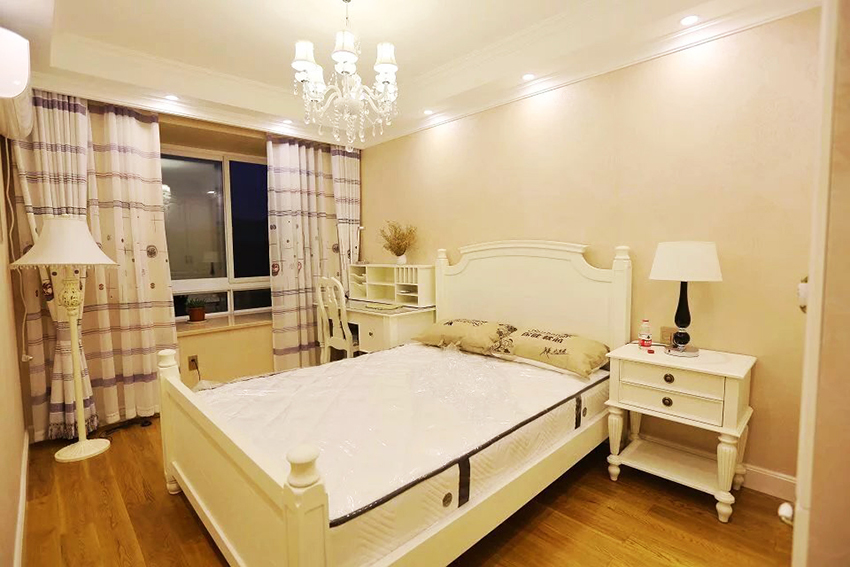 臥室.jpg 臥室.jpg