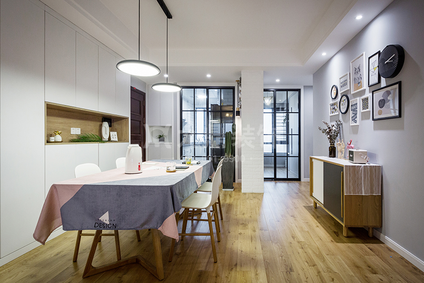 港式輕奢風(fēng)格裝修設(shè)計(jì)分享，打造充滿時(shí)尚意味的家裝